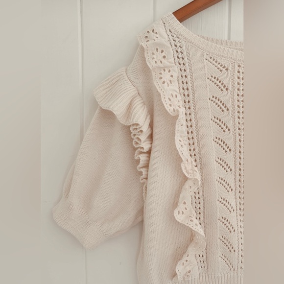 Lauren Conrad Eyelet Lace Knit Ruffles Crochet Short Sleeve Sweater Neutral XXL - Picture 2 of 13